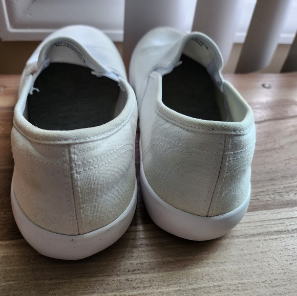 Womens White slip on Amazon essentials sneaker 8 - Picture 4 of 9